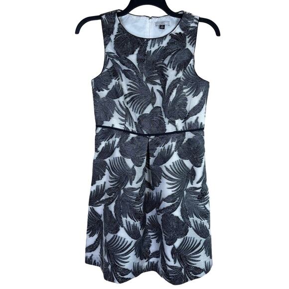 H Halston Dress Women's 10 Black White Fit & Flare Botanical Tropical‎ Print - Picture 1 of 12